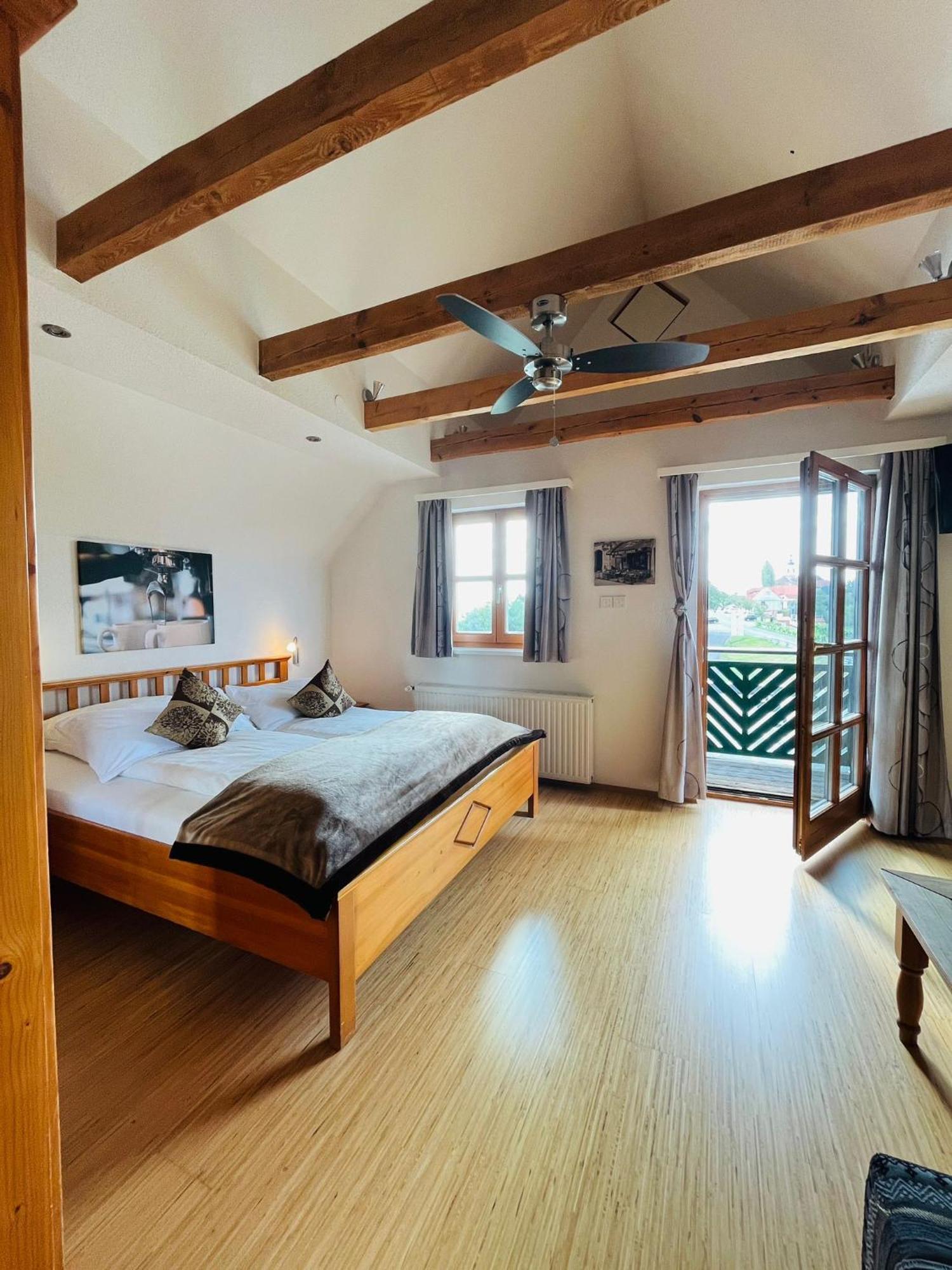 Hotel Wohlmuth-Lueckl Kitzeck im Sausal Pokoj fotografie